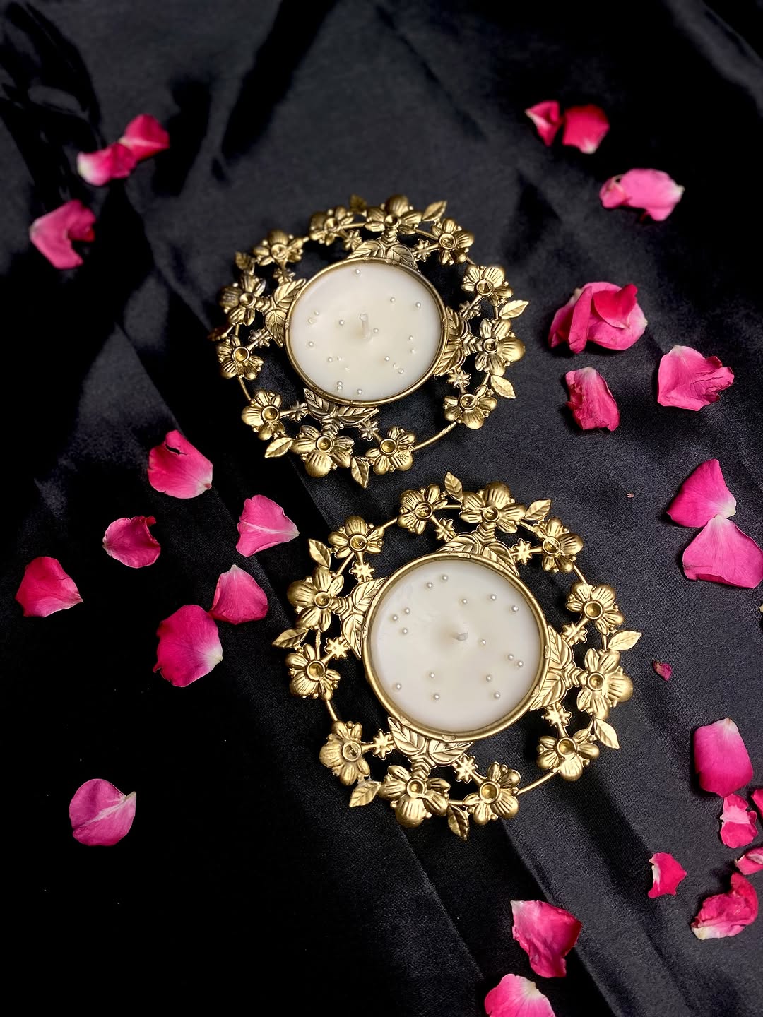 Handcrafted with love, our Mini Urli Candles are perfect as gifts, festive d�cor, or just to make your everyday moments glow.
